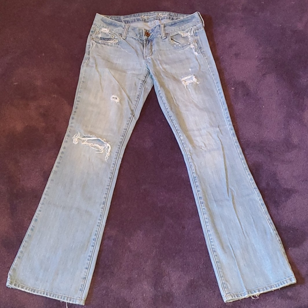 Light Wash Distressed Jeans